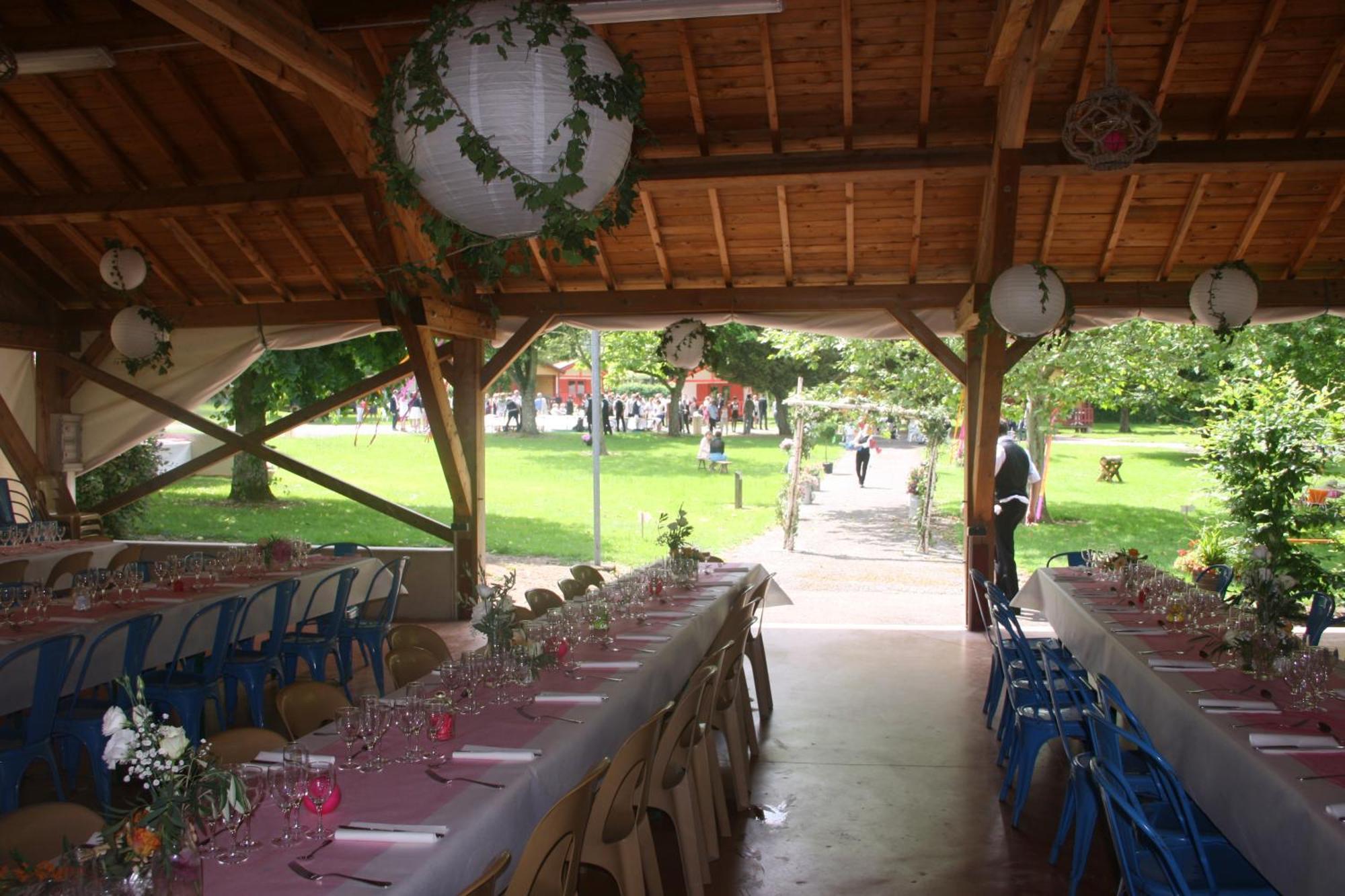Camping Les Feuilles Chauffailles Luaran gambar