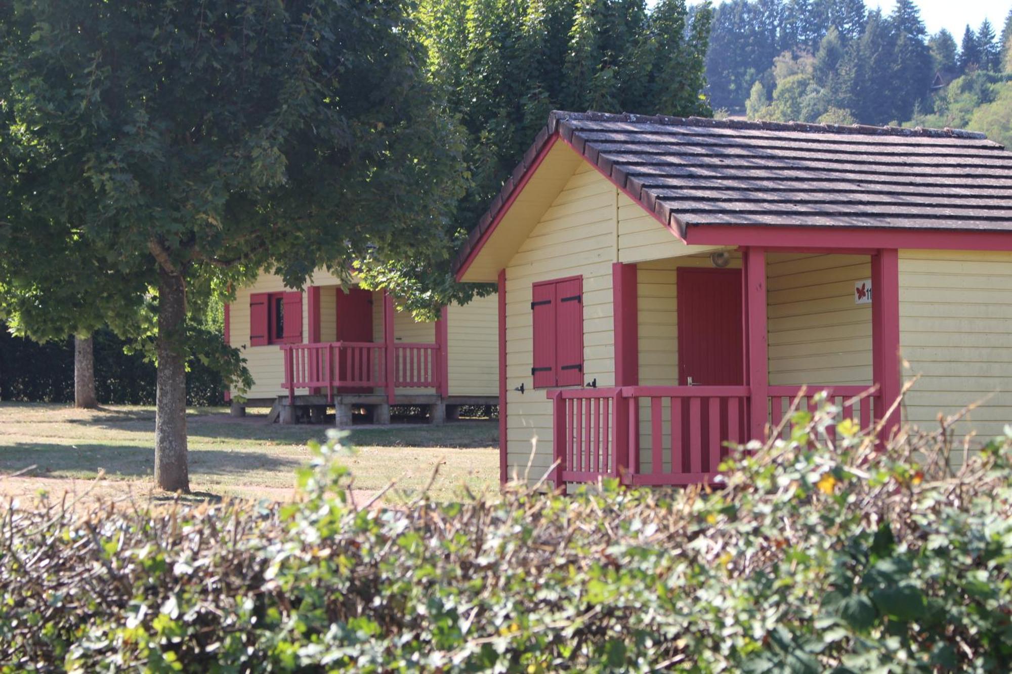 Camping Les Feuilles Chauffailles Luaran gambar