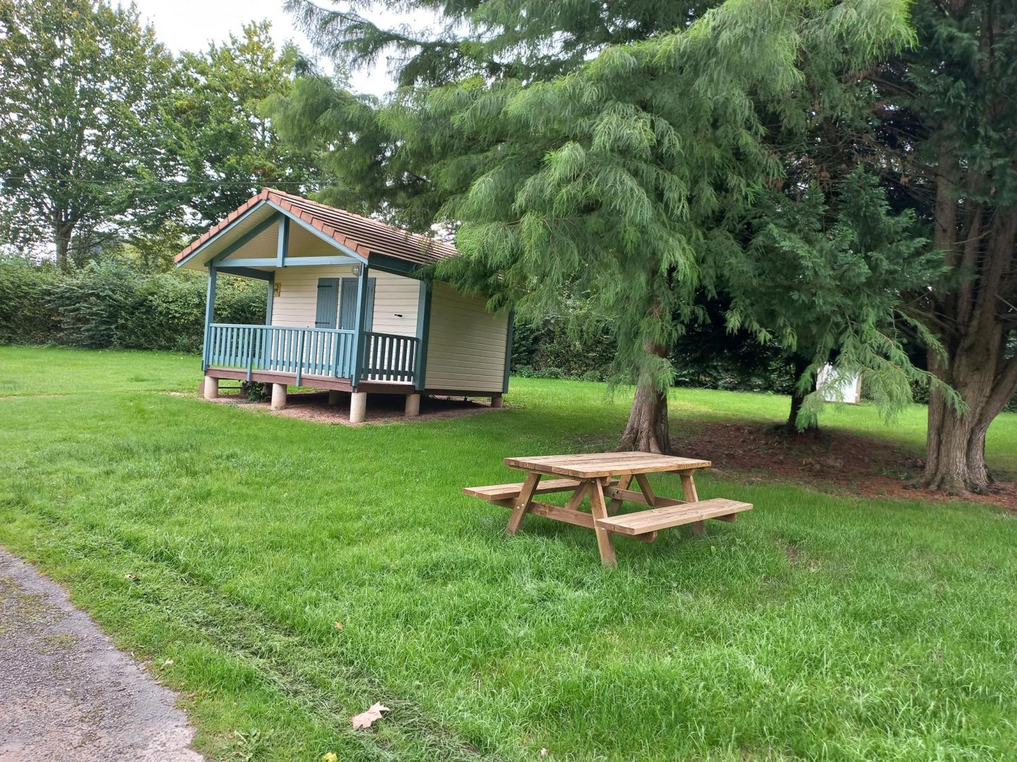 Camping Les Feuilles Chauffailles Luaran gambar