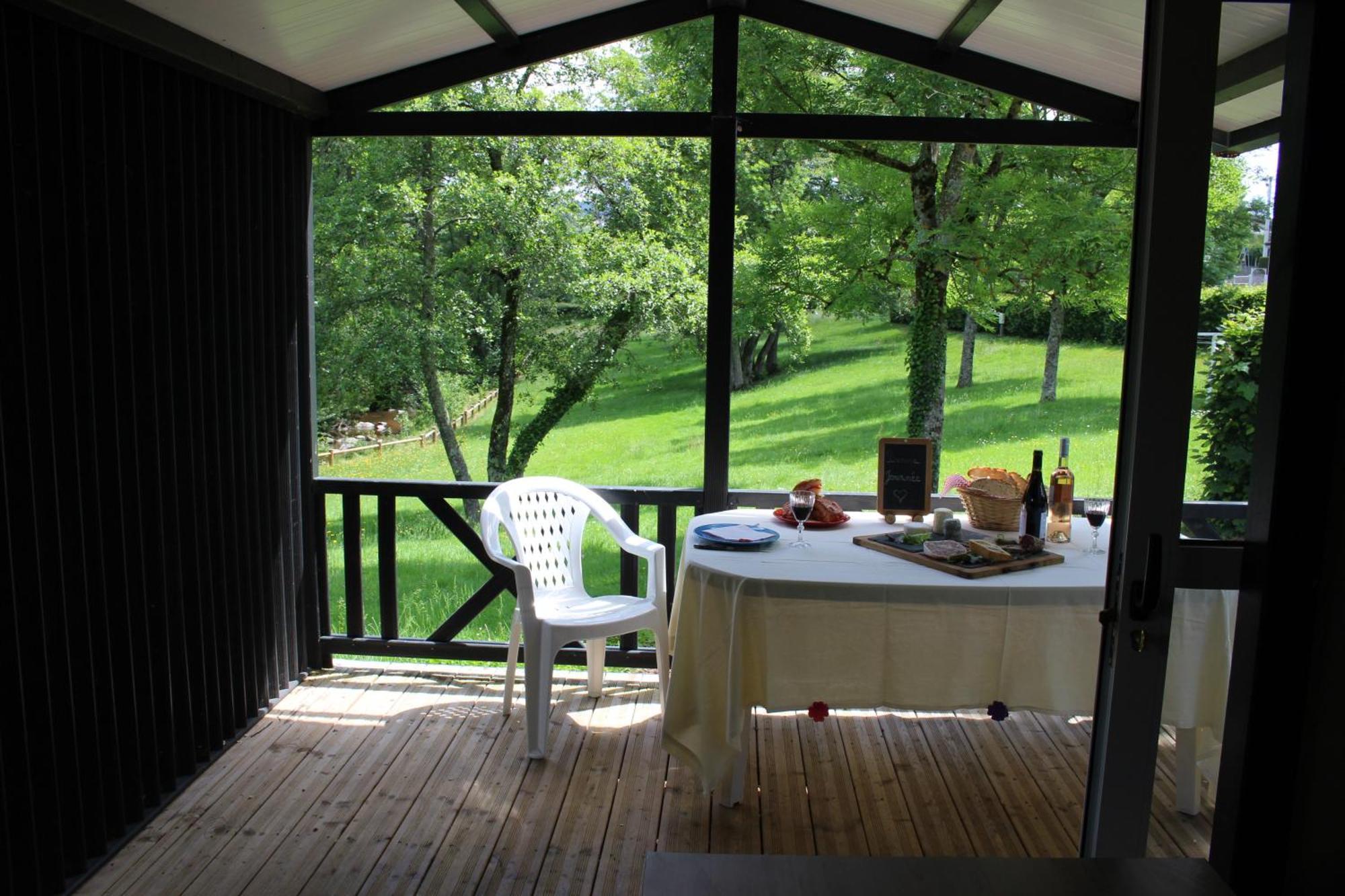 Camping Les Feuilles Chauffailles Luaran gambar